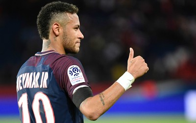 尊皇国际动态-麦卡利斯特又送手术刀直塞